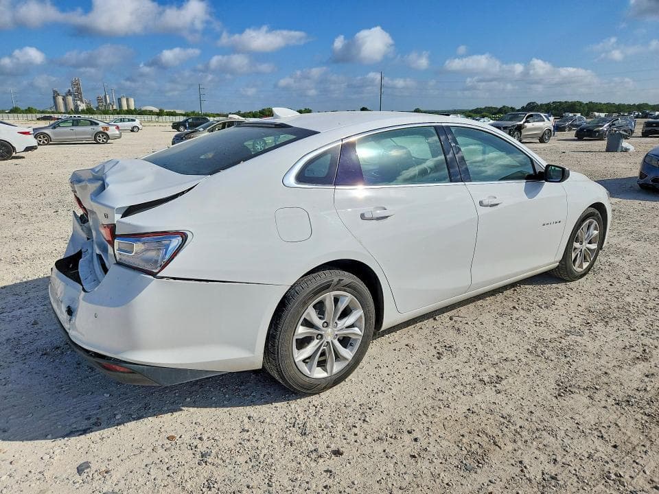 2024 CHEVROLET MALIBU LT 3