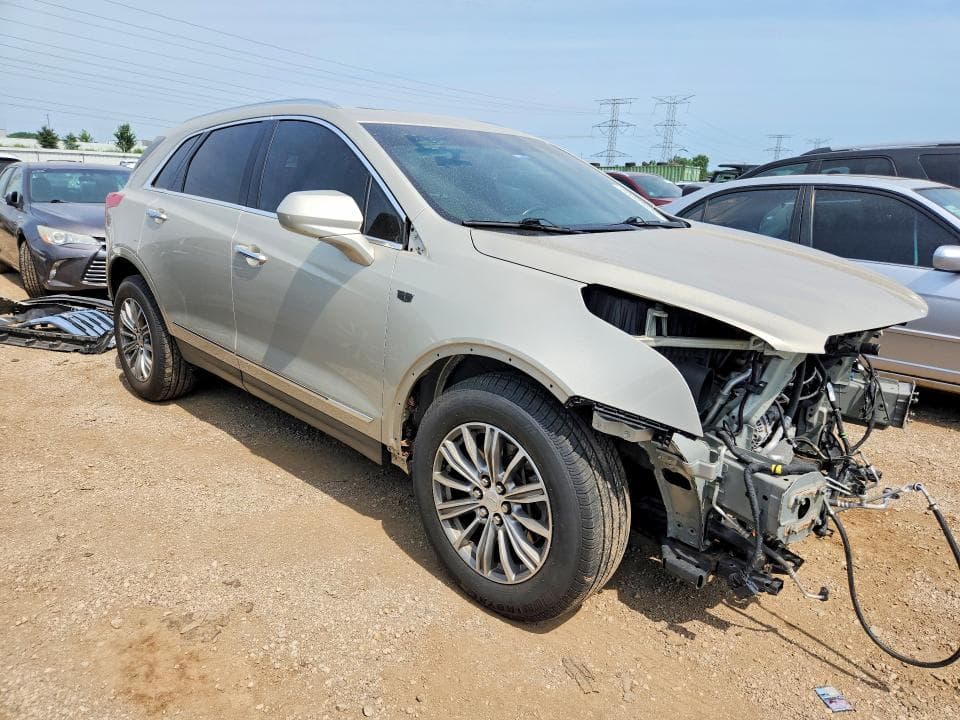 2017 CADILLAC XT5 LUXURY 4