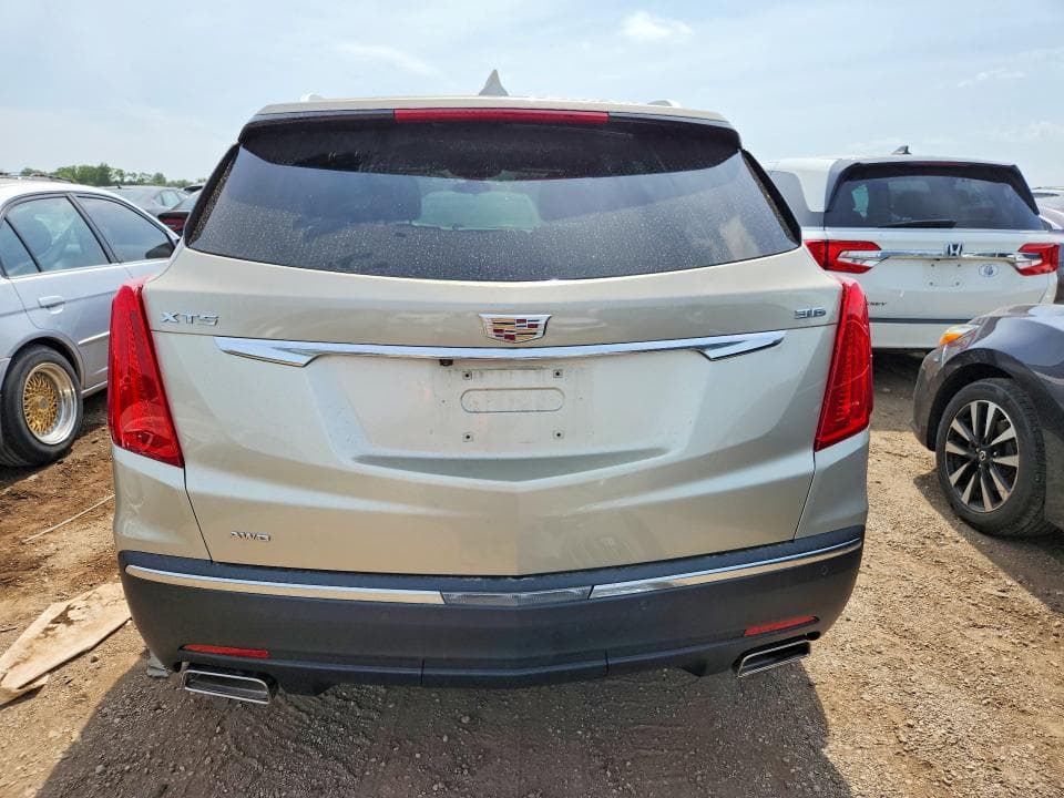 2017 CADILLAC XT5 LUXURY 6