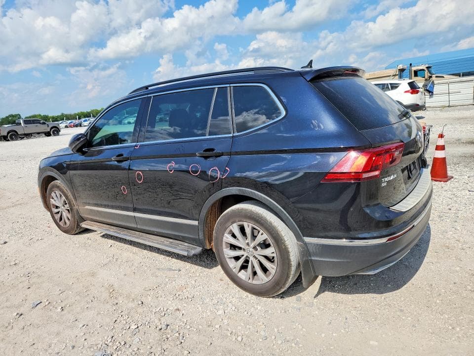 2018 VOLKSWAGEN TIGUAN SE SE 2
