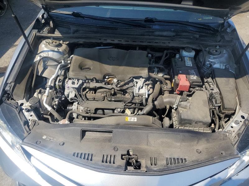 2019 TOYOTA CAMRY LE 11