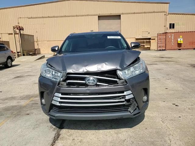 2019 TOYOTA HIGHLANDER XLE 13
