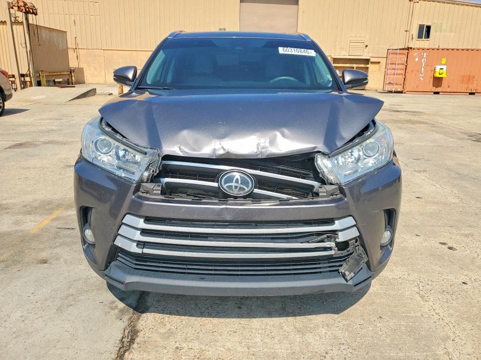 2019 TOYOTA HIGHLANDER XLE 5
