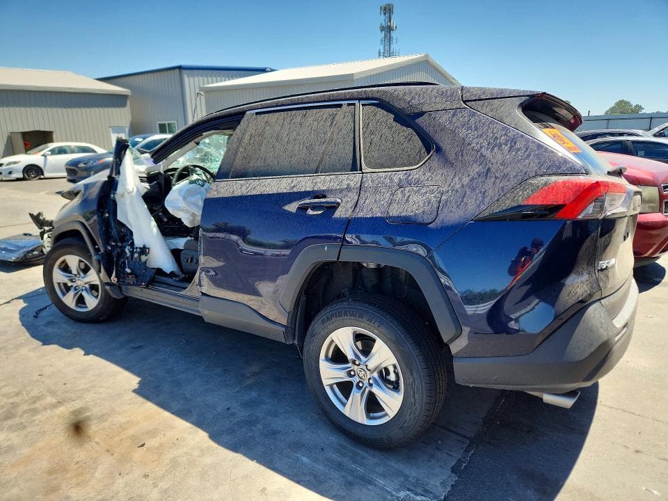 2025 TOYOTA RAV4 XLE XLE 2