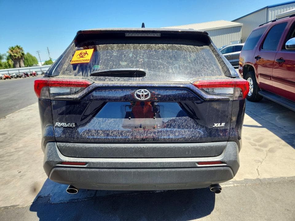 2025 TOYOTA RAV4 XLE XLE 6