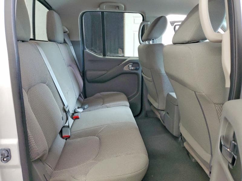 2020 NISSAN FRONTIER SV 10