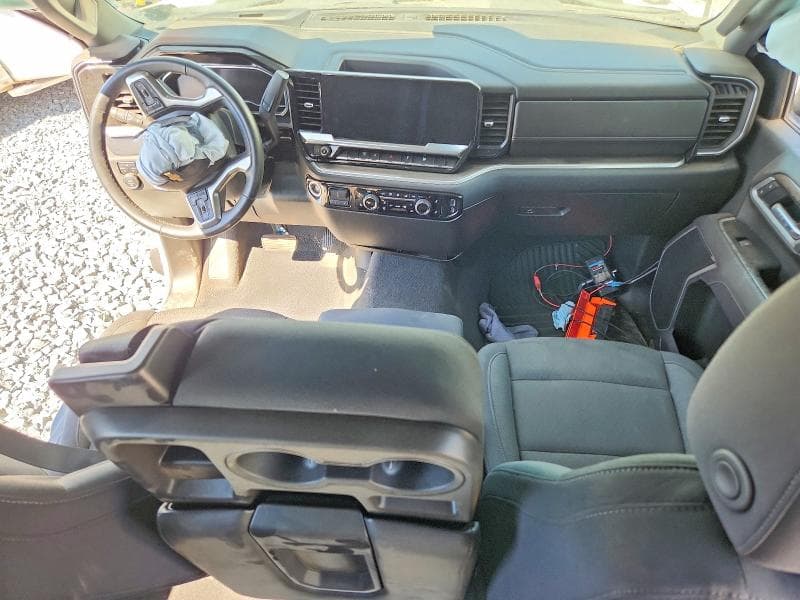 2025 CHEVROLET SILVERADO K3500 LT K3500 LT 8