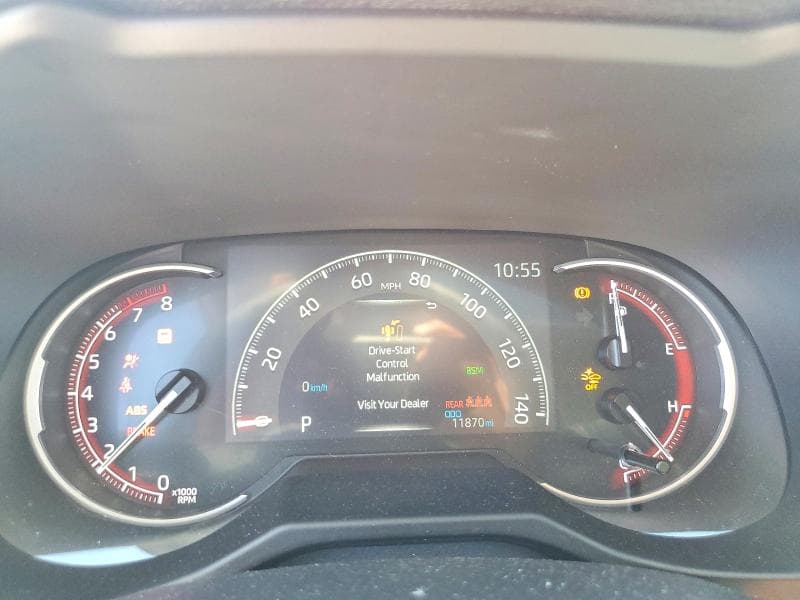 2024 TOYOTA RAV4 XLE 9