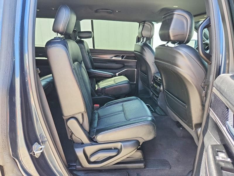 2024 JEEP WAGONEER SERIES II SERIES II 11