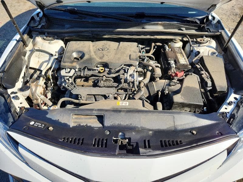 2020 TOYOTA CAMRY LE 11