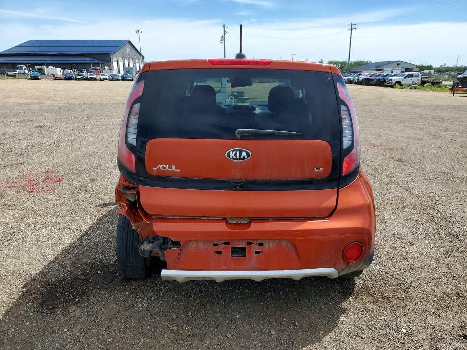 2018 KIA SOUL + 6