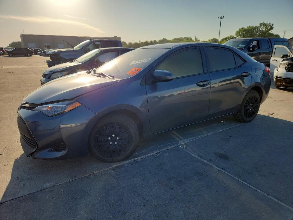 2017 TOYOTA COROLLA LE 1