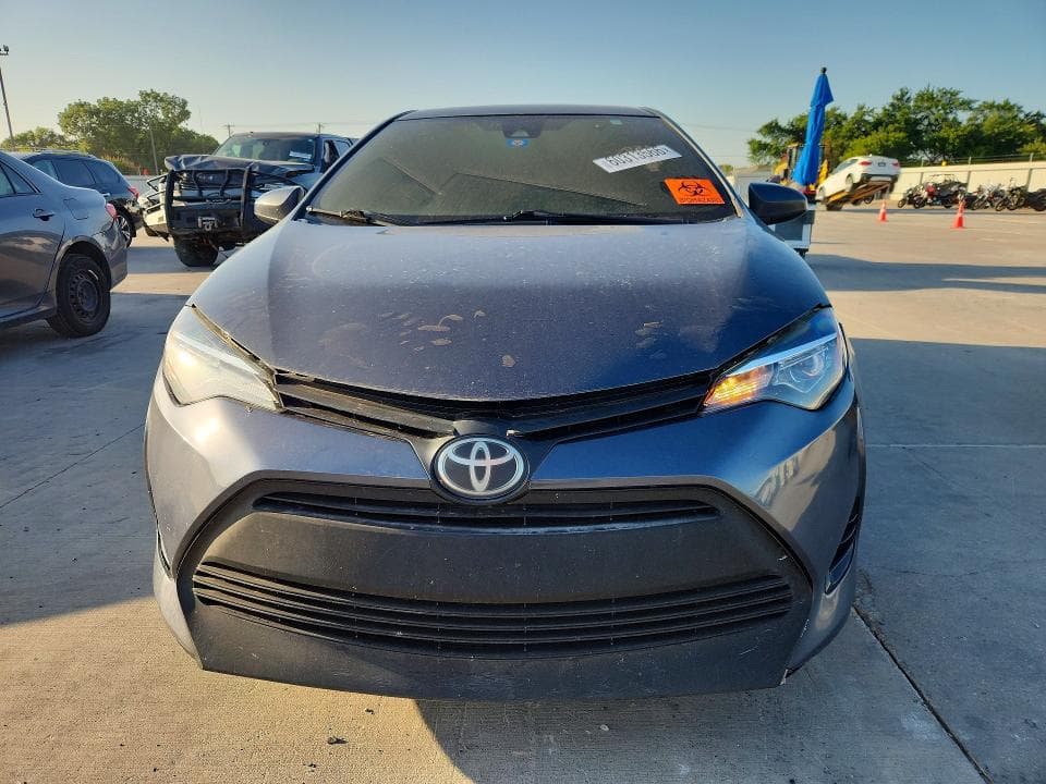 2017 TOYOTA COROLLA LE 5