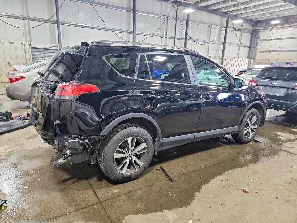 2018 TOYOTA RAV4 XLE XLE 3