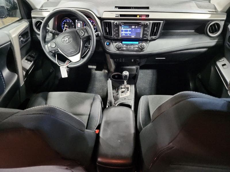 2018 TOYOTA RAV4 XLE XLE 8
