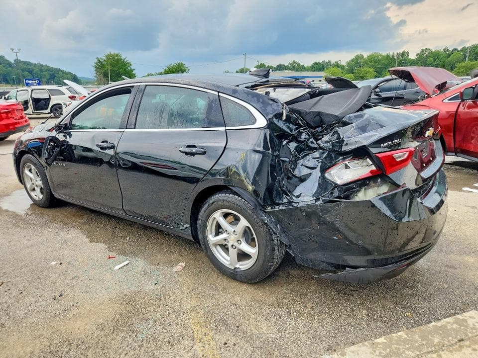 2018 CHEVROLET MALIBU LS 2