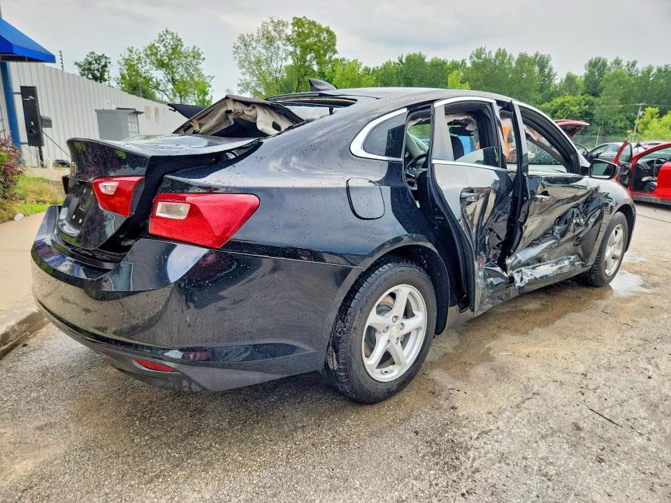 2018 CHEVROLET MALIBU LS 3