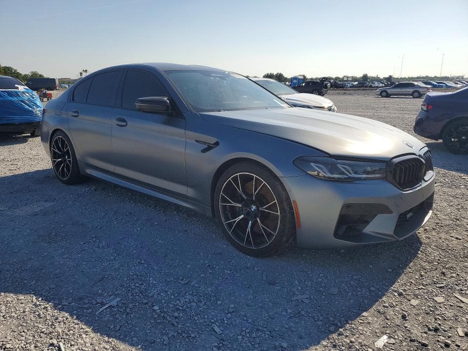 2021 BMW M5 4