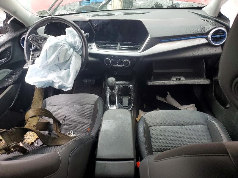 2024 CHEVROLET TRAX 1LT 8
