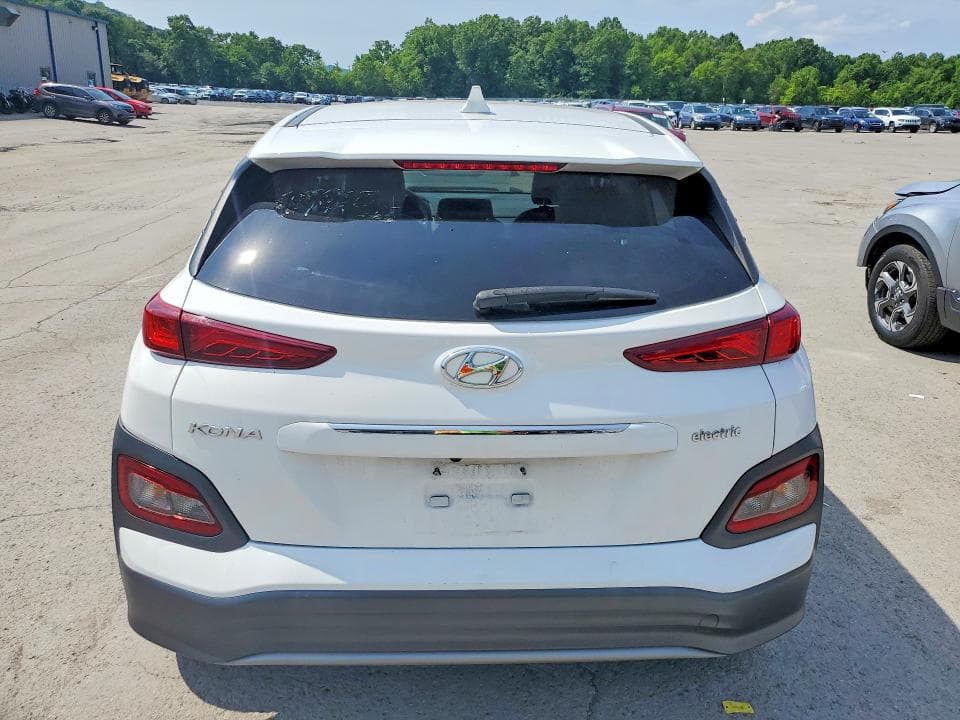2021 HYUNDAI KONA LIMITED 6