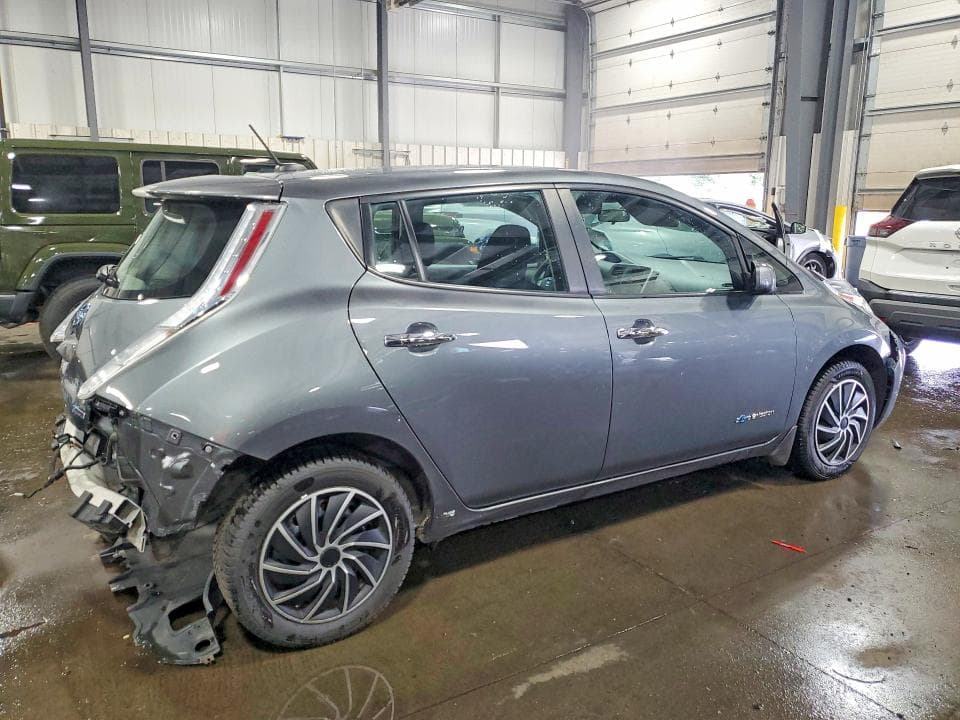 2017 NISSAN LEAF S 3