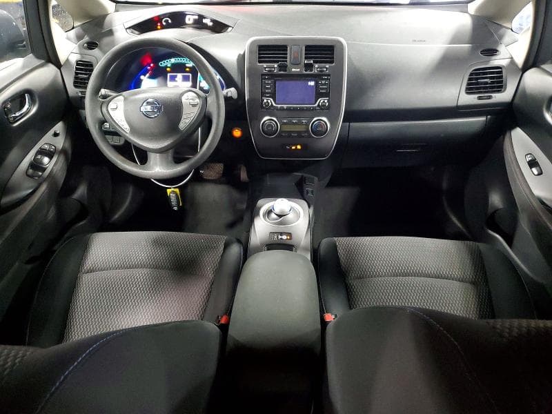 2017 NISSAN LEAF S 8