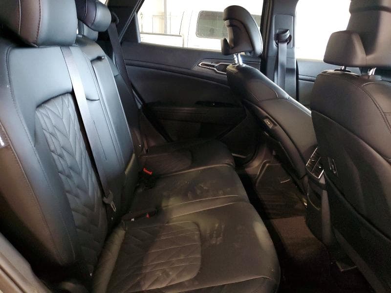 2024 KIA SPORTAGE X LINE 11