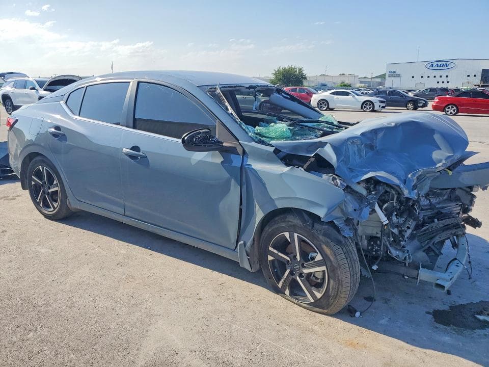 2025 NISSAN SENTRA SV 4