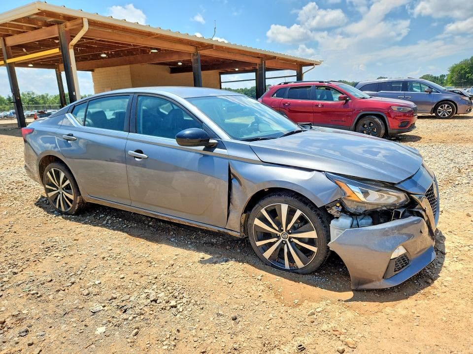 2020 NISSAN ALTIMA SR 4