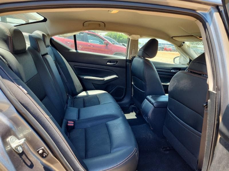 2020 NISSAN ALTIMA SR 10