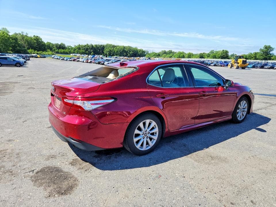 2019 TOYOTA CAMRY LE 3