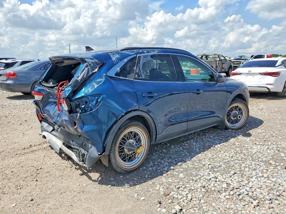 2020 FORD ESCAPE TITANIUM TITANIUM 3
