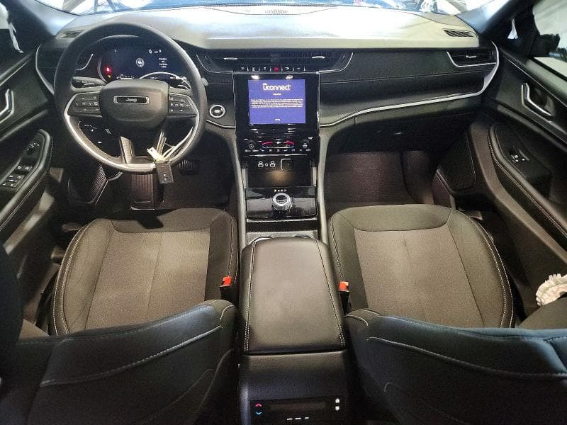 2025 JEEP GRAND CHEROKEE L LAREDO 8