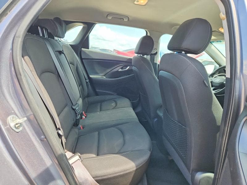 2019 HYUNDAI ELANTRA GT BASE BASE 10