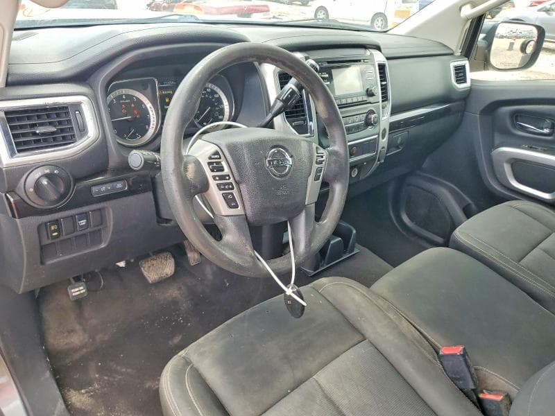 2017 NISSAN TITAN S S 8