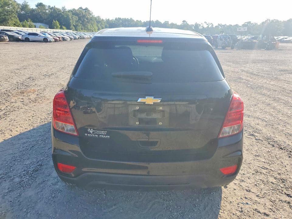 2022 CHEVROLET TRAX LS 6