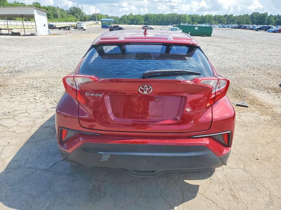 2018 TOYOTA C-HR XLE XLE 6
