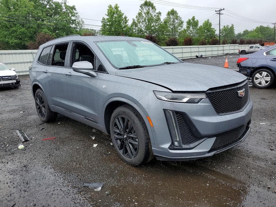 2021 CADILLAC XT6 SPORT 4