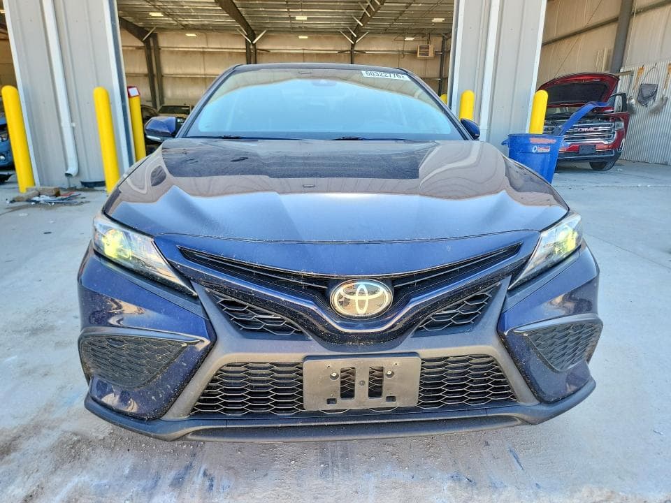 2022 TOYOTA CAMRY SE 5