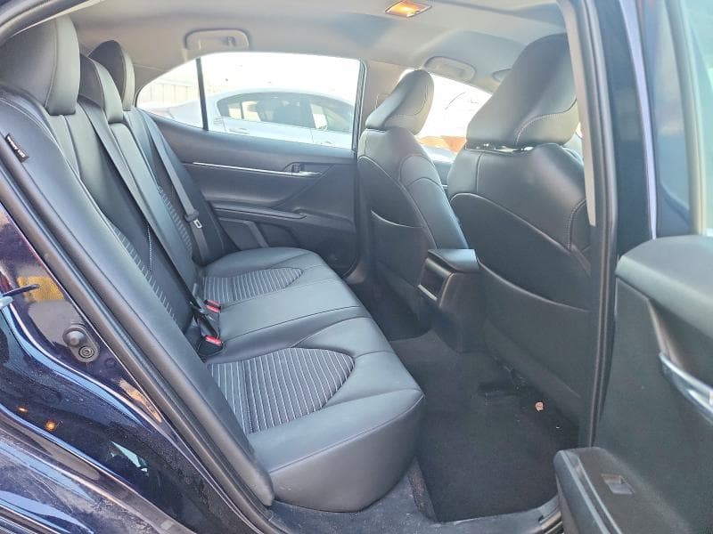 2022 TOYOTA CAMRY SE 10