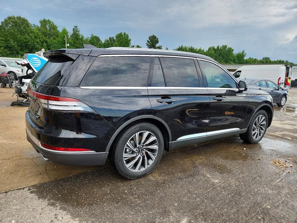 2025 LINCOLN AVIATOR 3