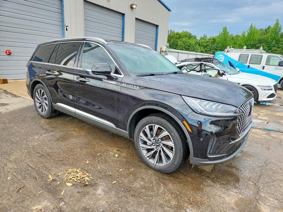 2025 LINCOLN AVIATOR 4