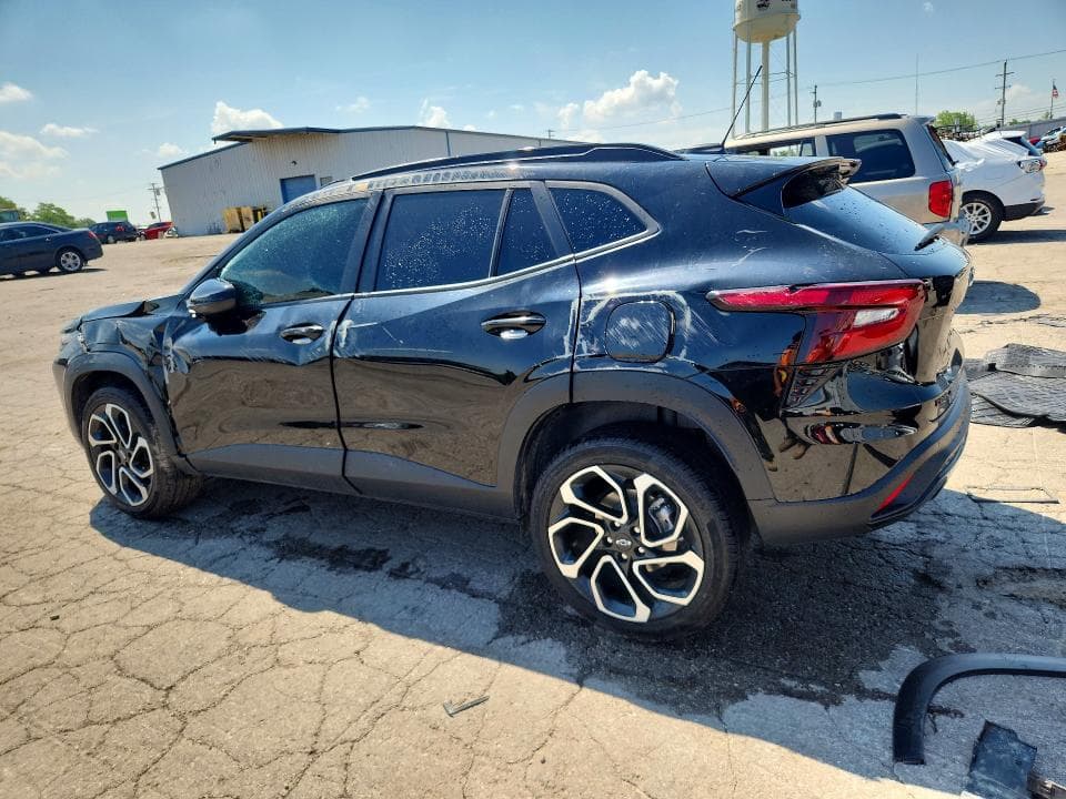 2025 CHEVROLET TRAX 2RS 2