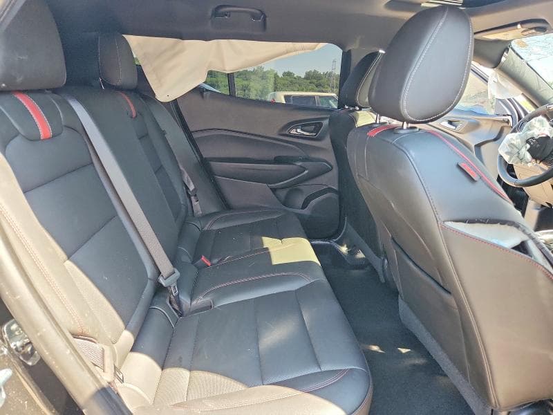2025 CHEVROLET TRAX 2RS 11