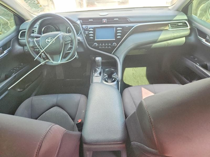 2018 TOYOTA CAMRY LE 8