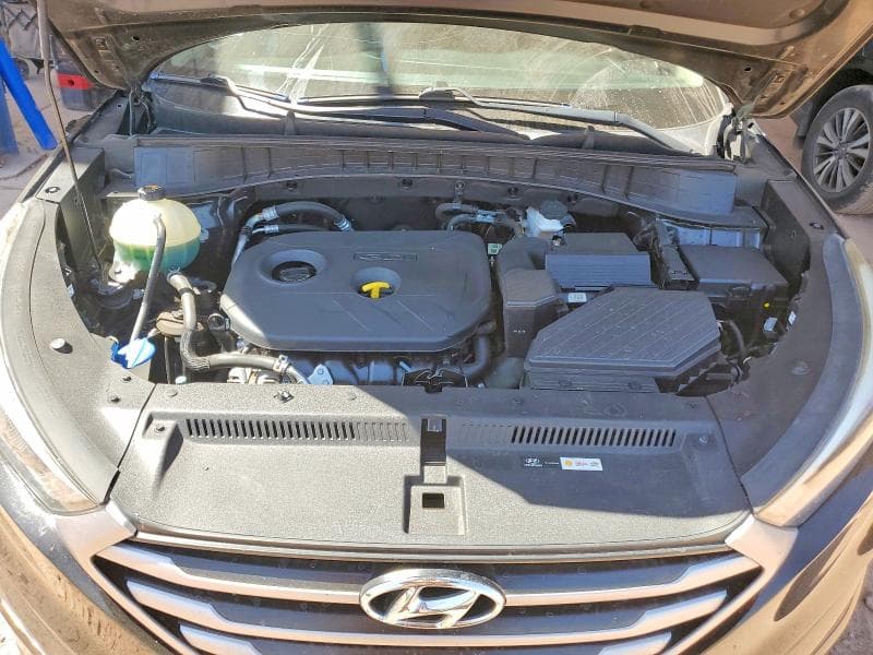 2017 HYUNDAI TUCSON SE PLUS 11