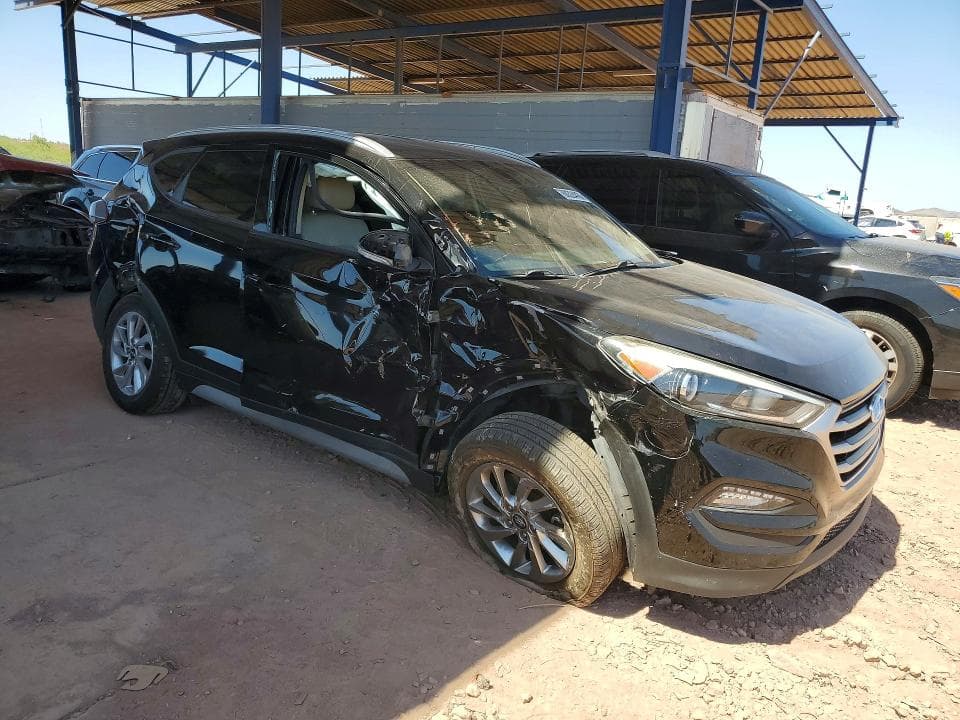 2017 HYUNDAI TUCSON SE PLUS 4