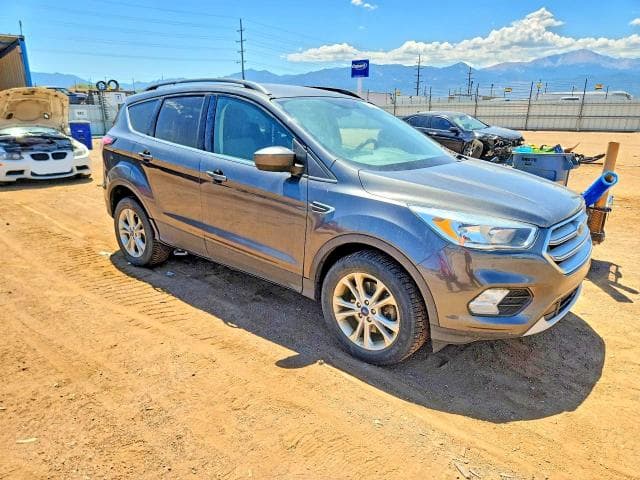 2018 FORD ESCAPE SE SE 4