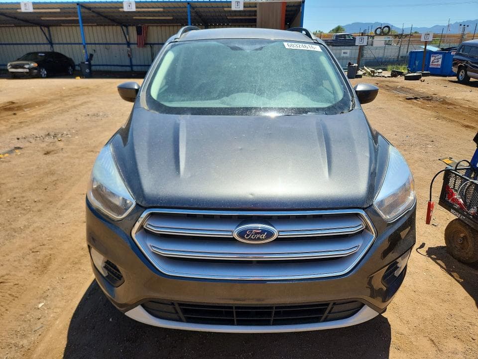 2018 FORD ESCAPE SE SE 5