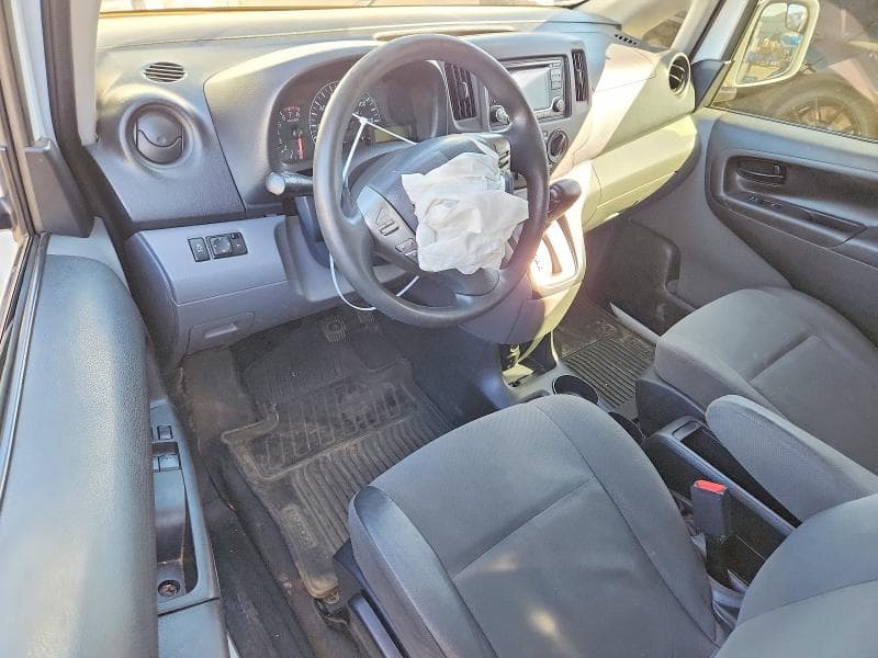 2019 NISSAN NV200 SV 8